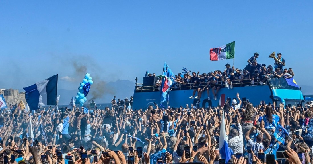 VIDEO Stotine tisuća ljudi proslavilo titulu Napolija na ulicama grada