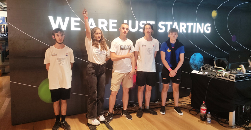 Mladi hrvatski robotičari traže sponzore za prestižno prvenstvo u Singapuru