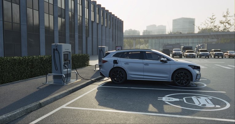 Svjetska potražnja za električnim automobilima posustaje