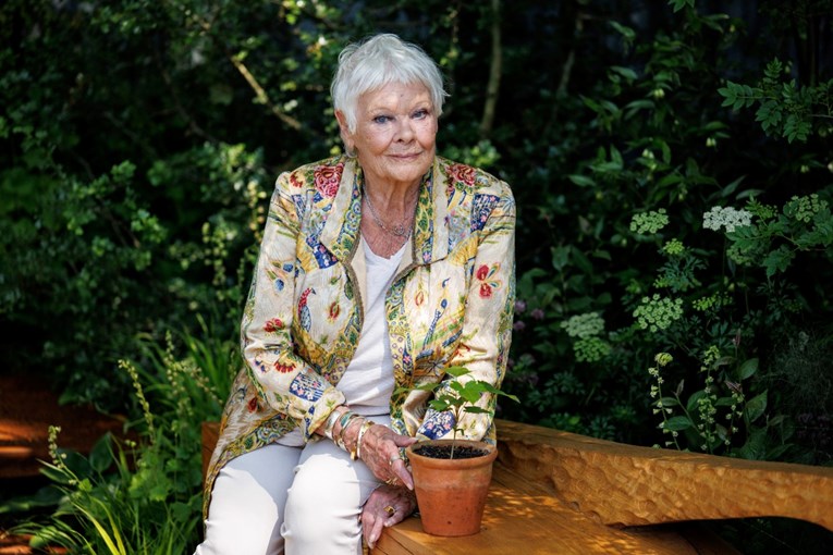 Judi Dench stala u obranu Harveyja Weinsteina i Kevina Spaceyja