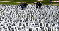 U Prijedoru "Dan bijelih traka", spomen na ubijene i prognane Hrvate i Bošnjake