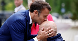 Macron kao Chirac. "U stanu je curio plin, on je upalio šibicu da vidi što se događa"