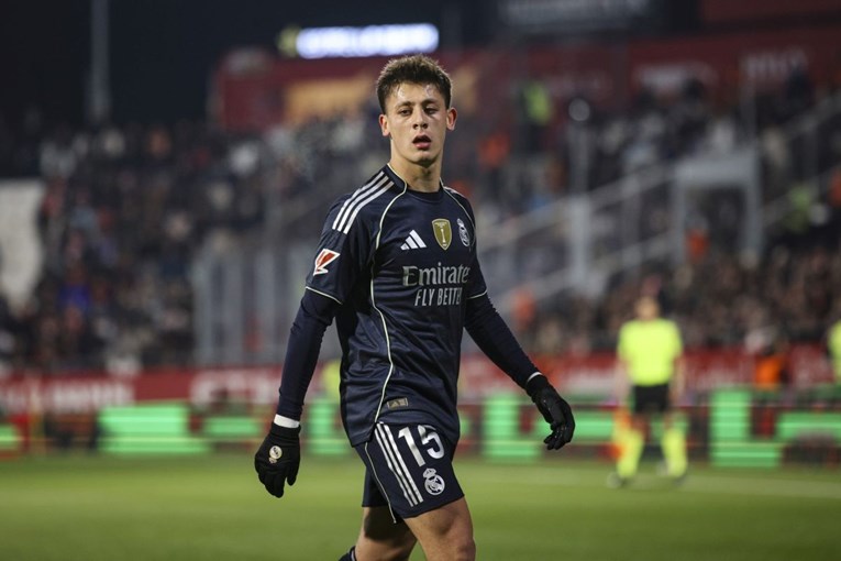 Španjolci: Real je najbolji vezni red u povijesti zamijenio klincima od šećera