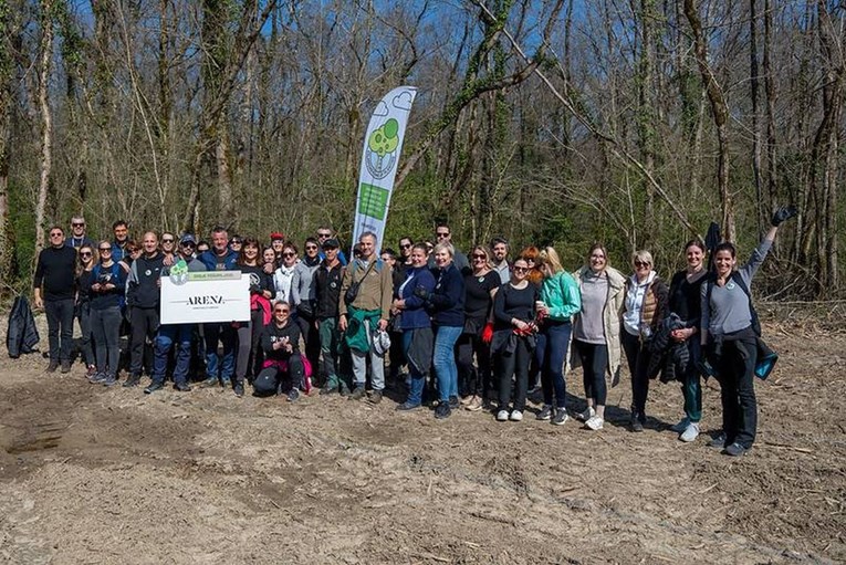  Motovunska šuma dobila tisuću novih hrastova u akciji pošumljavanja