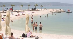 Umrla je Britanka koju je na plaži u Splitu udario grom