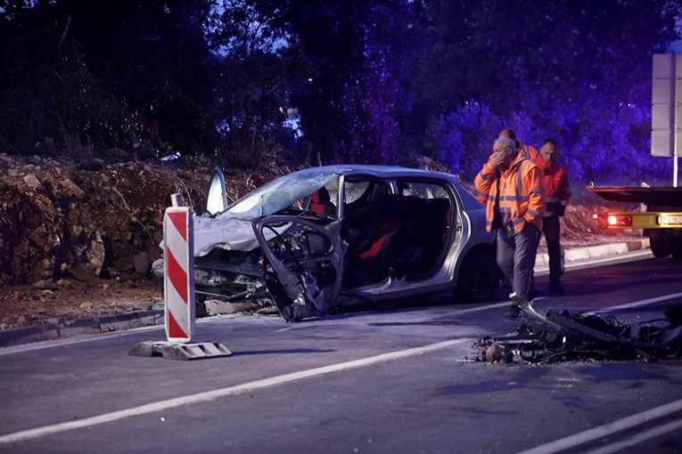 Dvije osobe poginule u nesreći u Primoštenu, pušten promet jednim trakom