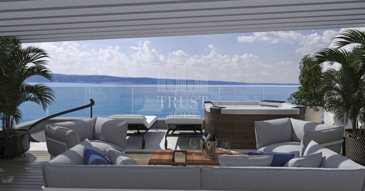 FOTO U Dalmaciji se prodaje luksuzni penthouse s privatnim podvožnjakom do plaže