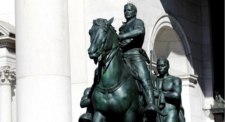 U New Yorku zbog rasizma uklonjen kip Roosevelta: "Kip prenosi uznemirujuću poruku"