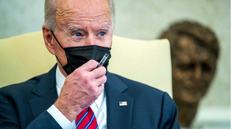 Biden: Amerikanci, nosite maske. Rat protiv korone nije ni izdaleka gotov
