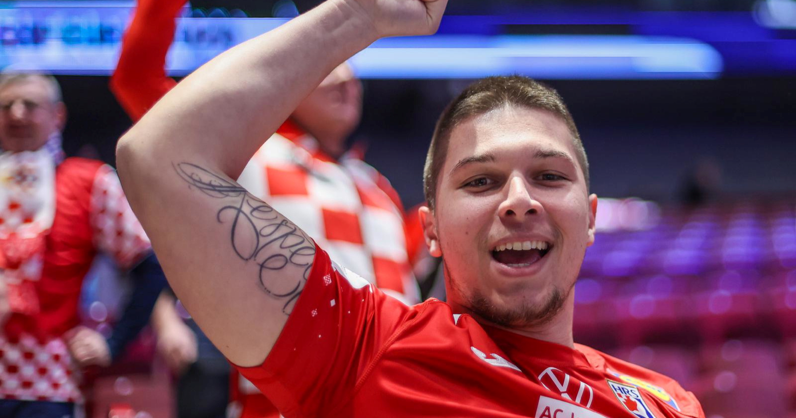 Hrvatski navijači ispunili Malmö Arenu uoči utakmice sa Slovenijom