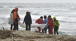 U brodolomu u Italiji poginulo vjerojatno više od 100 migranata