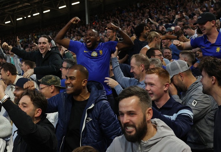 Chelsea od navijača traži da prestanu psovati papu. Mogli bi biti kažnjeni