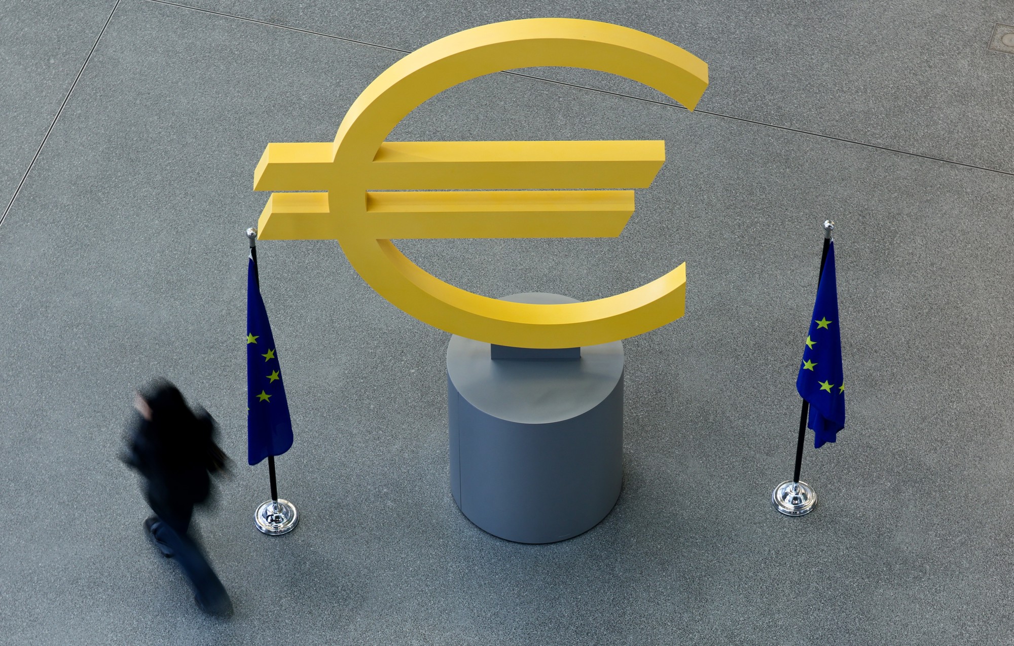 Europska središnja banka: Kreditiranje tvrtki blago ubrzalo i u travnju