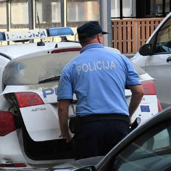Uz prijetnju pištoljem opljačkao benzinsku u Čakovcu, u bijegu je