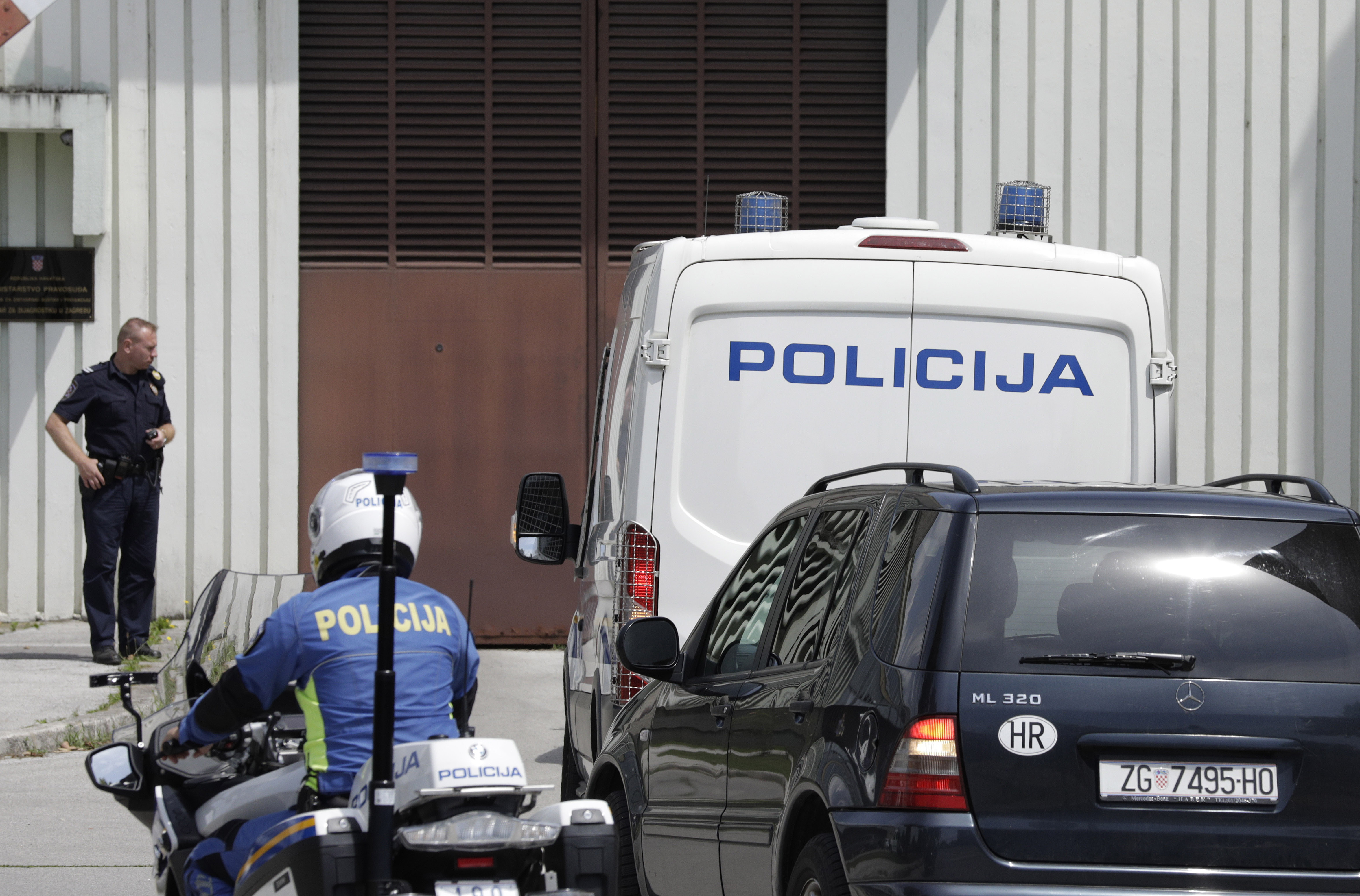 Perković stigao u Zagreb na odsluženje kazne, odvezli su ga u Remetinec