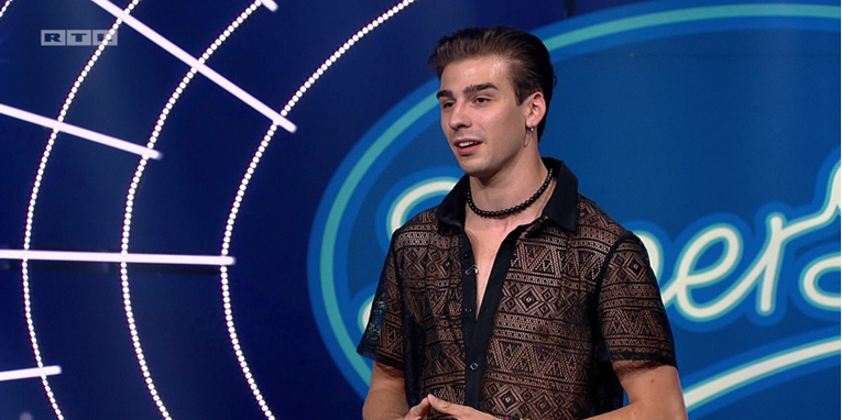 Riskirao je s pjesmom Maneskina, a onda je zapjevao i hit Miše Kovača i oduševio sve