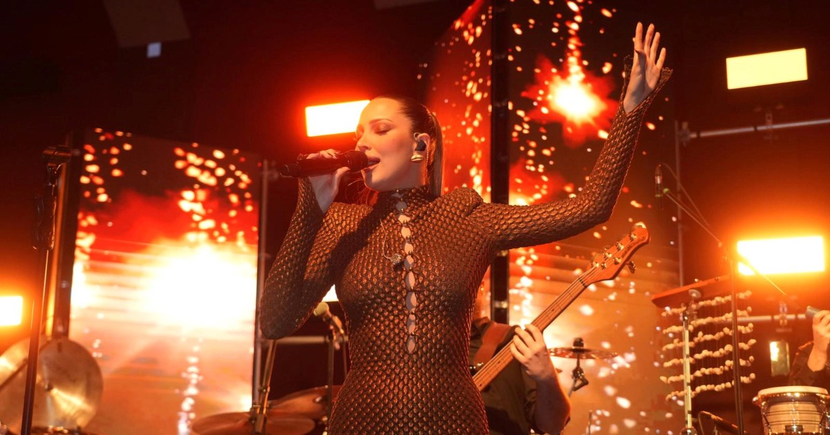 Prijović i Gisele Bündchen nosile su istu haljinu. Kojoj bolje stoji?