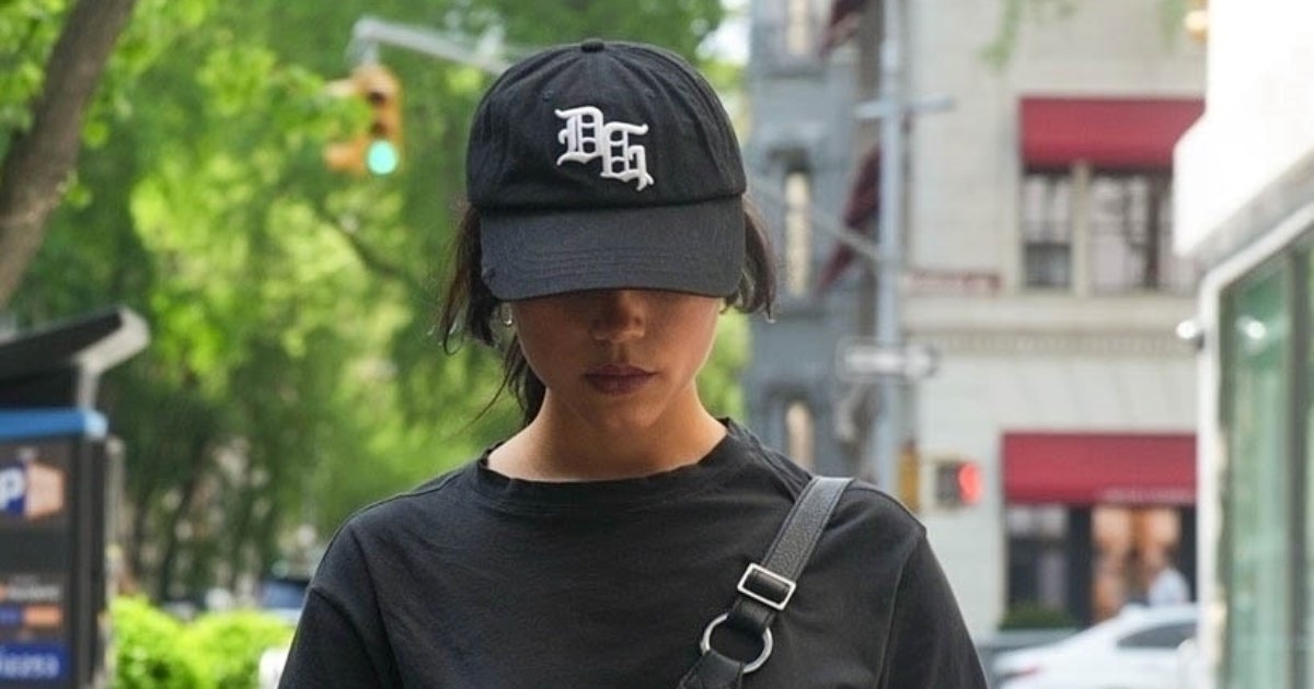 Jenna Ortega nosi torbu koju svi žele, a nije preskupa