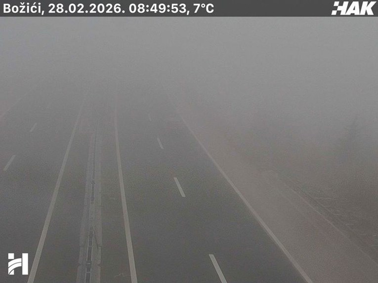 Magla smanjuje vidljivost u prometu, radovi otežavaju promet na A1