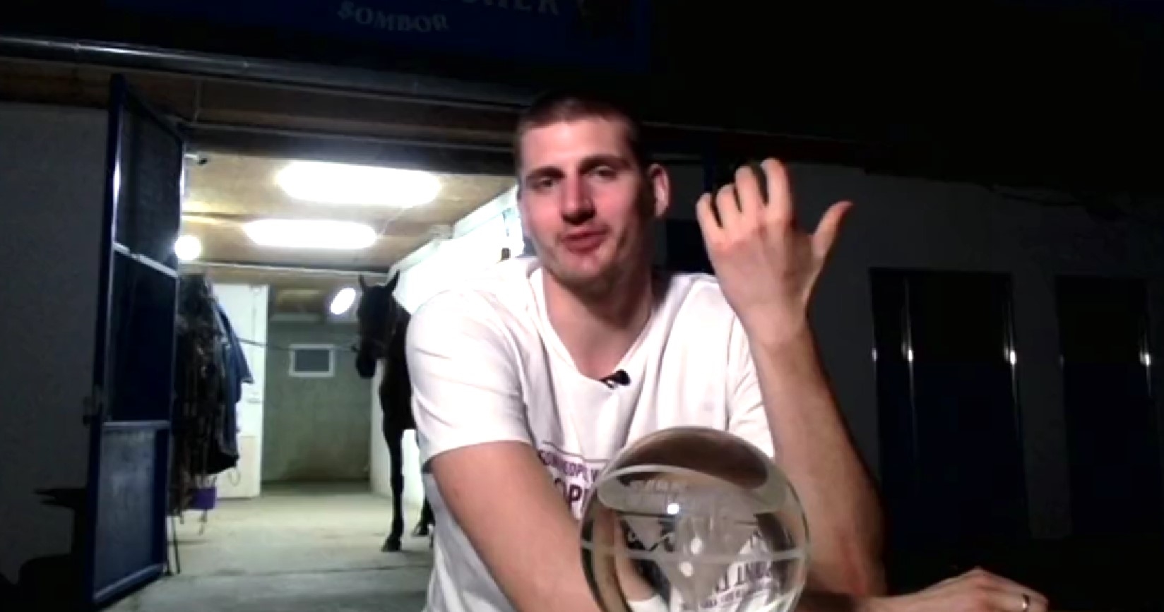 Jokić ima hit majice, jedna od njih je s njegovom legendarnom rečenicom