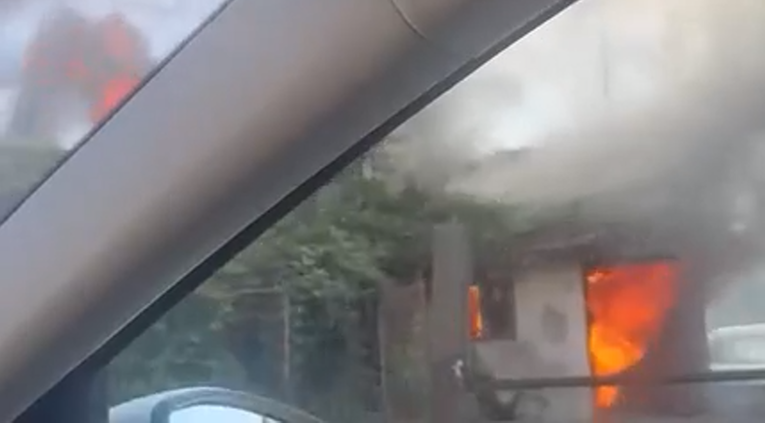 VIDEO Planula baraka kod Zapadnog kolodvora u Zagrebu