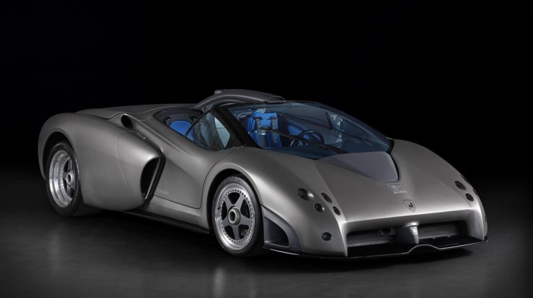 Koncept Lamborghini Pregunta ide na aukciju. Nimalo lijep, ali je zato jako skup