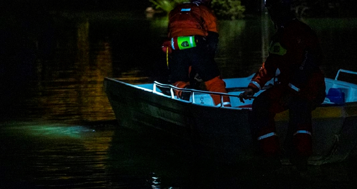 Kod Lastova nestalo troje stranaca