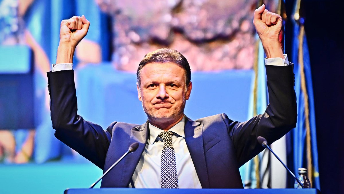 Njonjo: Nazivaju nas bandom, bagrom, kvislinzima... Zašto to čine?