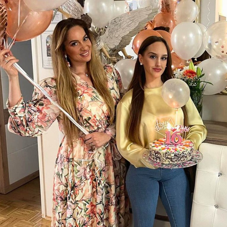 Simona Mijoković potvrdila da je postala baka: "Gabriela je otišla od nas"