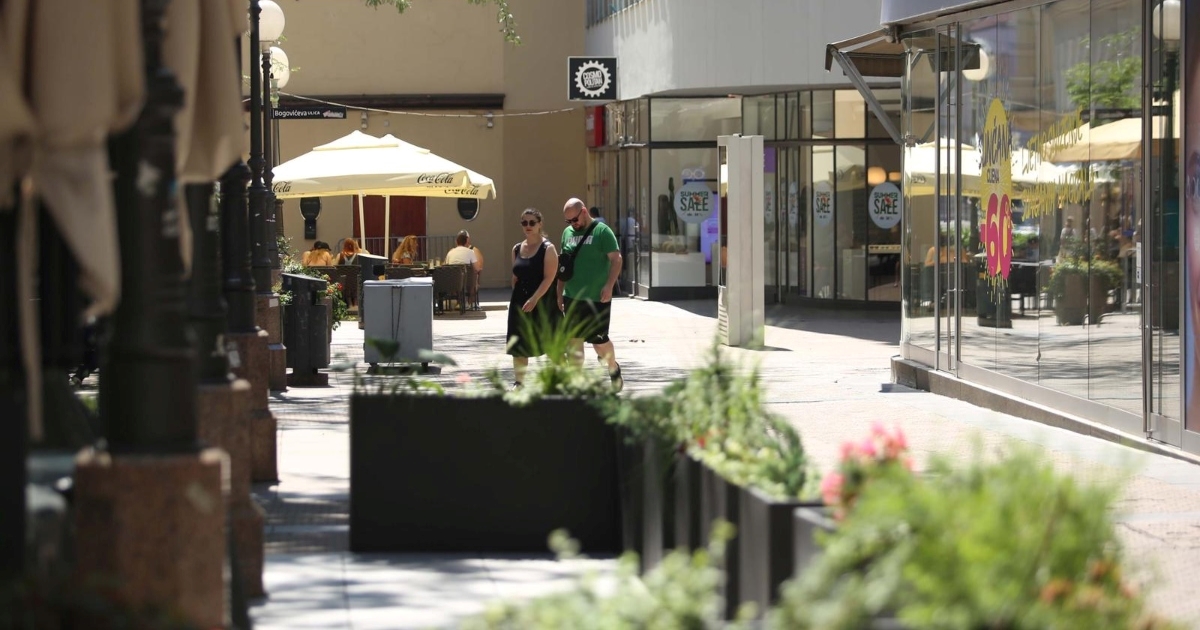 Prazne ulice u jeku sezone: Pogledajte kako je Zagreb izgledao danas