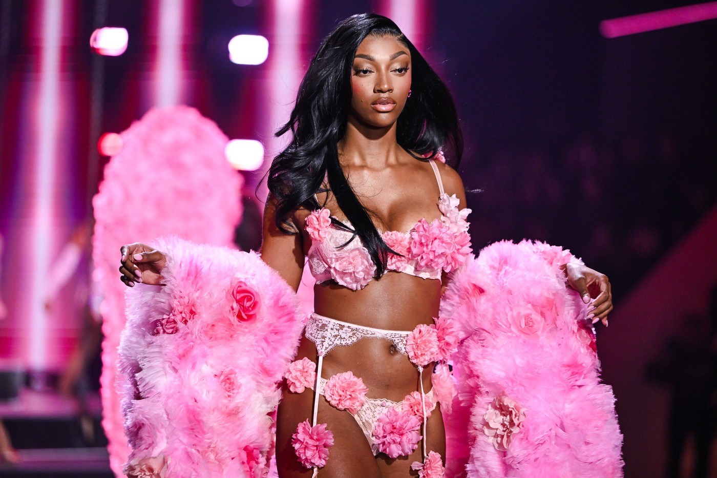 Kontroverzna sportašica "dobila krila" - i ušla u povijest Victoria’s Secreta