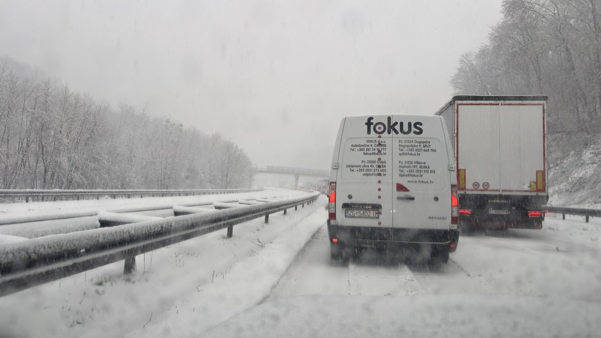 Dio A1 zatvoren za sva vozila. Nesreća na A4, nastala kilometarska kolona