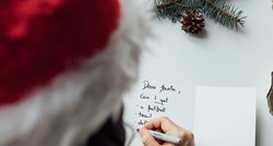 4 razloga zašto bi Djed Mraz trebao poderati popis dobre i zločeste djece