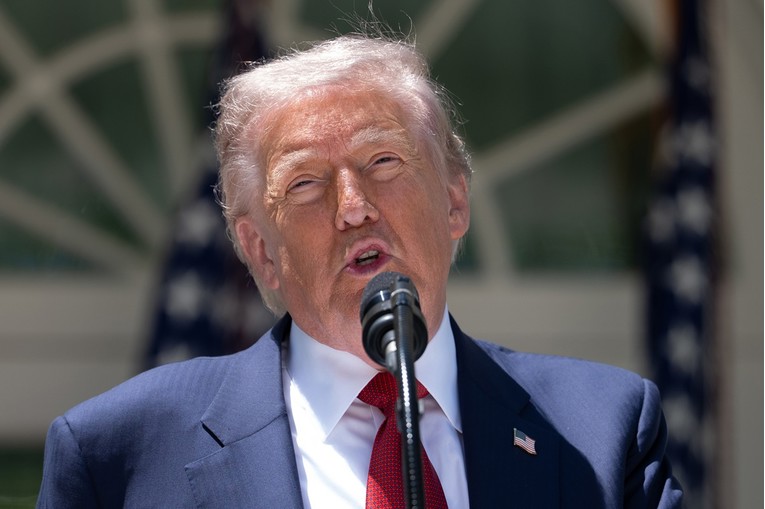 Kina SAD-u ponudila pomoć u rješavanju situacije s Iranom. Trump: Ne, pobjedit ćemo