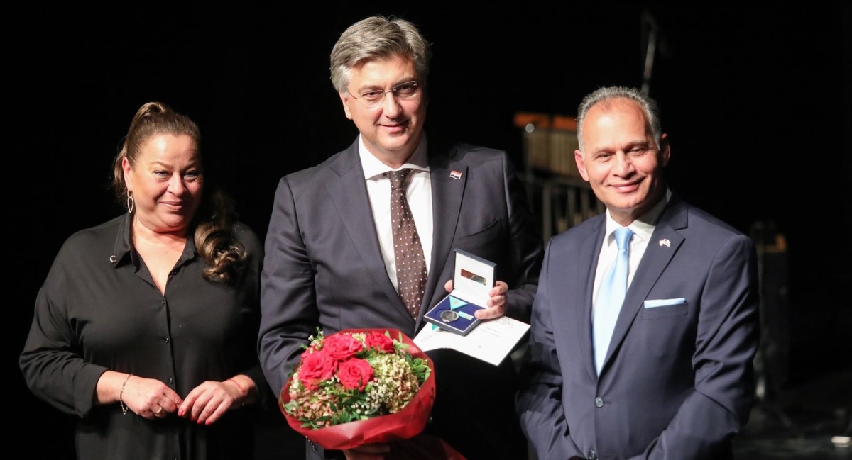 Plenković: Suradnja naše vlade i romske zajednice primjer je za druge europske zemlje