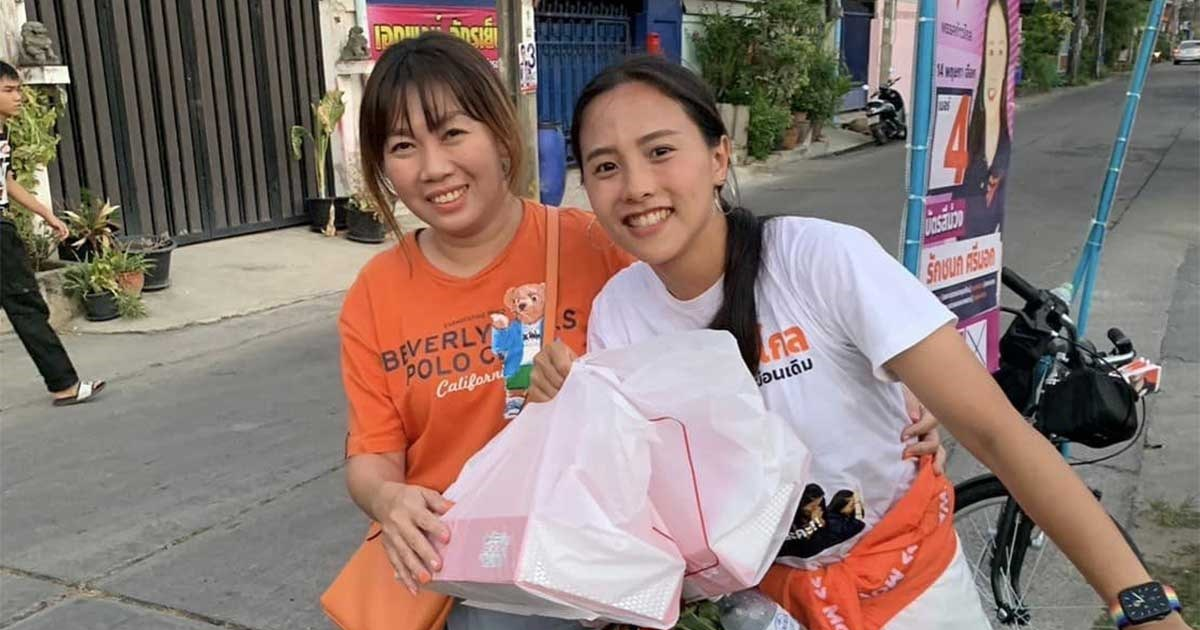 Ova djevojka nekad je navijala za vojni udar. Danas se bori za drugačiji Tajland