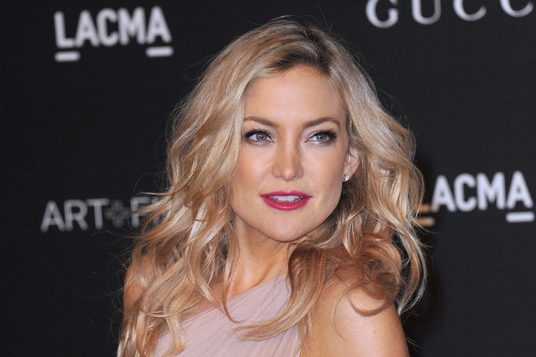 Ovo je omiljeni uređaj za njegu kože Kate Hudson