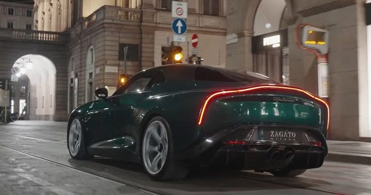 VIDEO Može li bolje: Unikatni Alfa Romeo zapalio ulice Milana