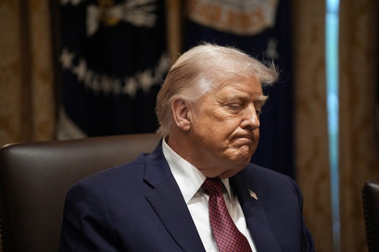 Trump: Nije naša uloga da financiramo obranu Ukrajine, samo da humanitarno posredujemo