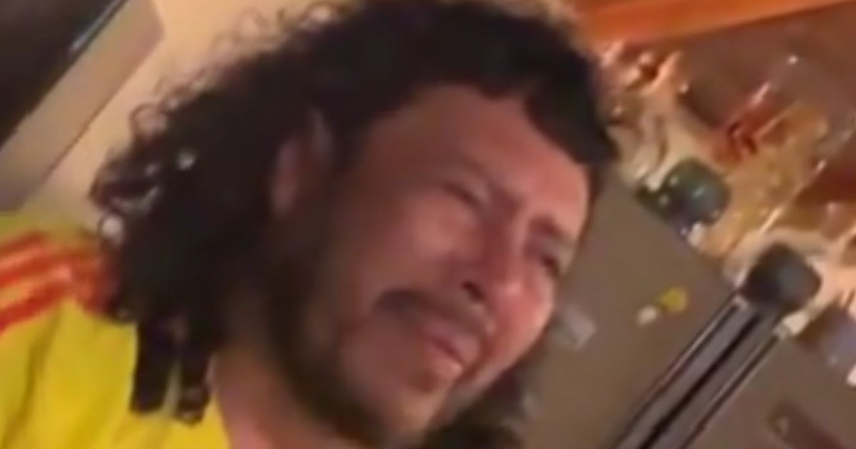 Znate ga po najluđoj obrani ikada. Pogledajte kako plače i slavi pobjedu svoje zemlje