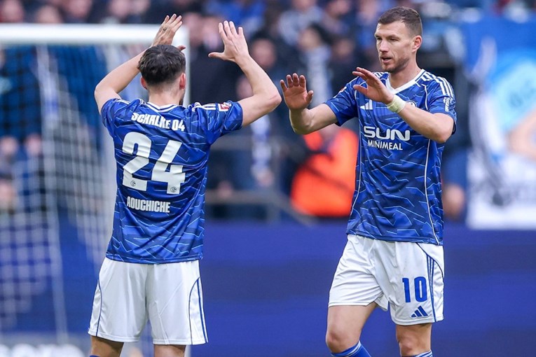 VIDEO Džeko dvaput asistirao, Schalke prekinuo crni niz i vratio se na vrh druge lige