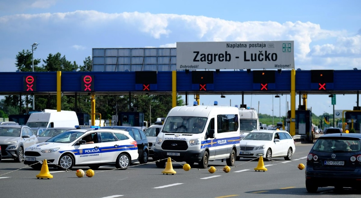 VIDEO Navijači Hajduka stigli u Zagreb
