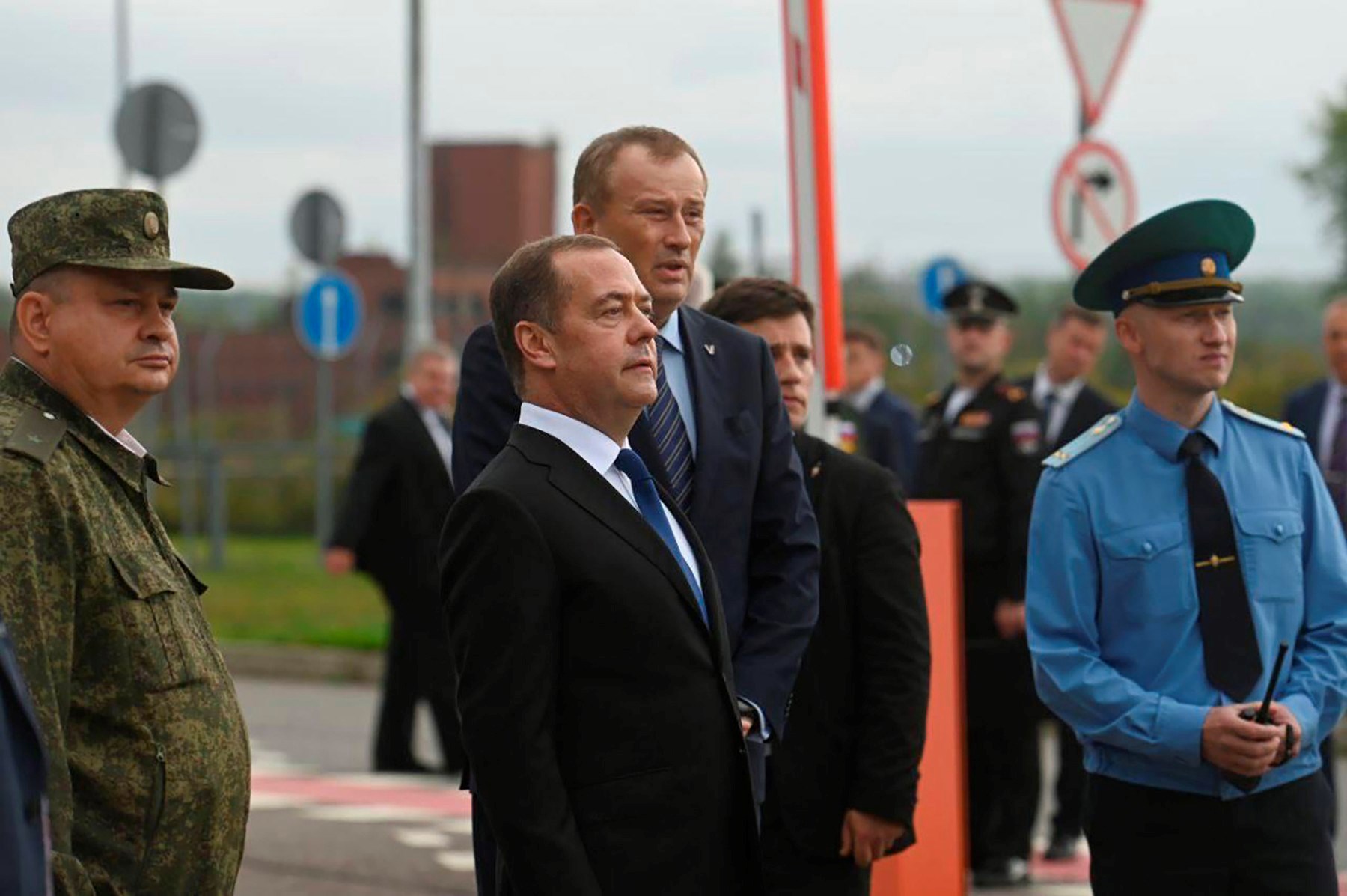 Medvedev optužio članicu EU: "Priprema napad na Rusiju"