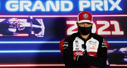 VIDEO Räikkönen i vozač kojem otac plaća nastupe u F1 sudarili u boksu