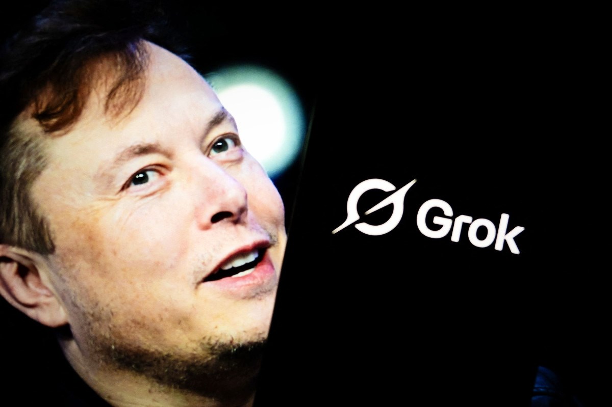 Pitali Grok je li Musk bio u doticaju s Epsteinom. Odgovor: "Da, posjetio sam ga"