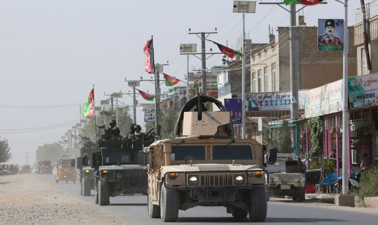 Dok traju pregovori između Afganistana i SAD-a, talibani napadaju
