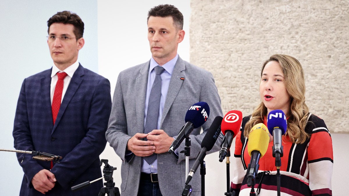Most odbio HDZ-ov poziv na razgovor o promjenama Ustava u vezi s referendumom