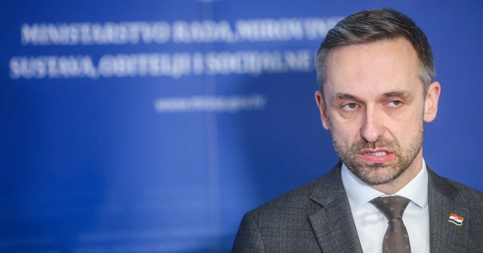 Sindikati javnih službi odbili ponudu vlade. Ministar: Onda ćemo mi odlučiti za njih