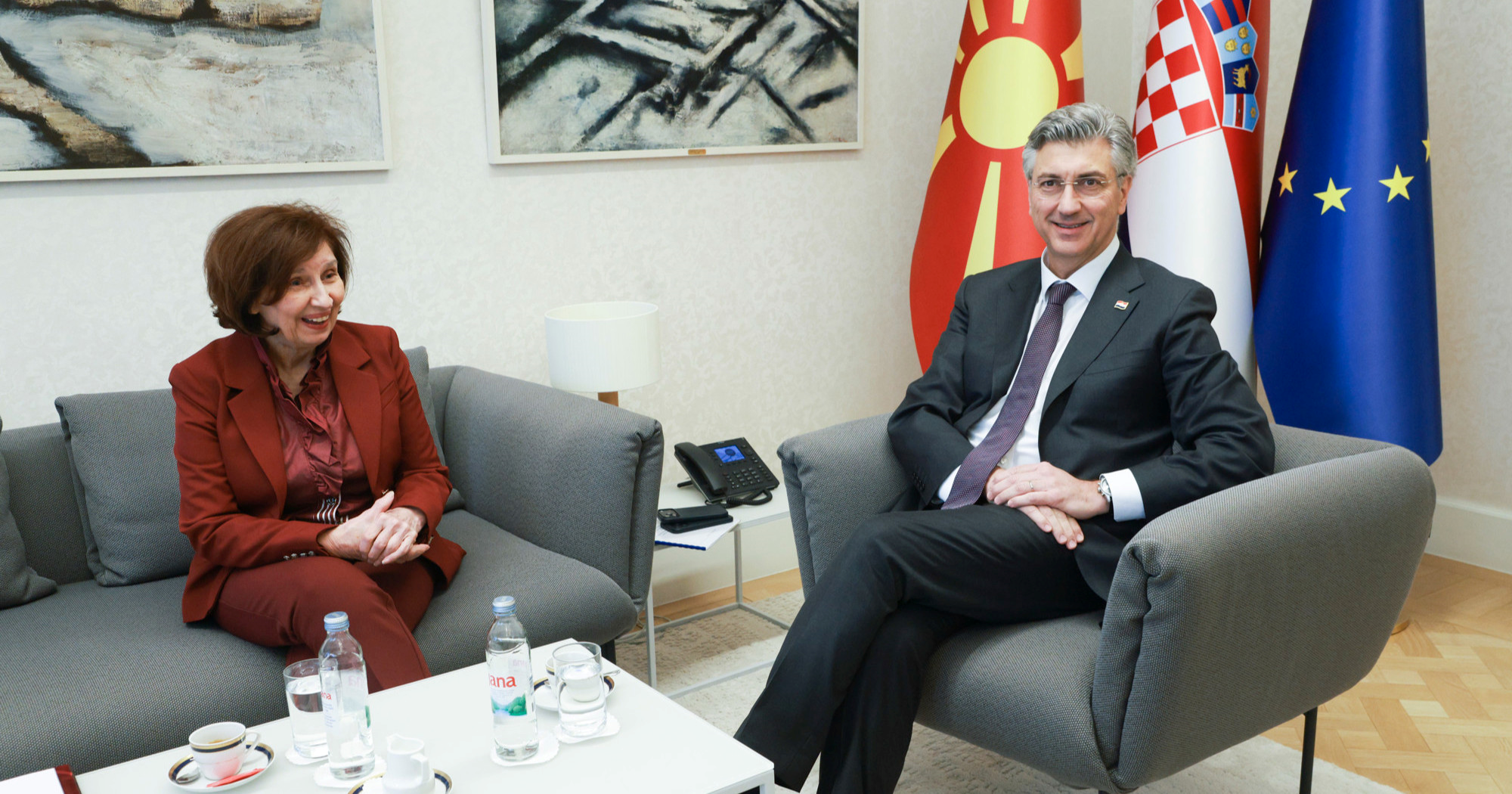 Ulazak Makedonije u EU sad blokira Bugarska. Plenković: Spremni smo pomoći Skoplju