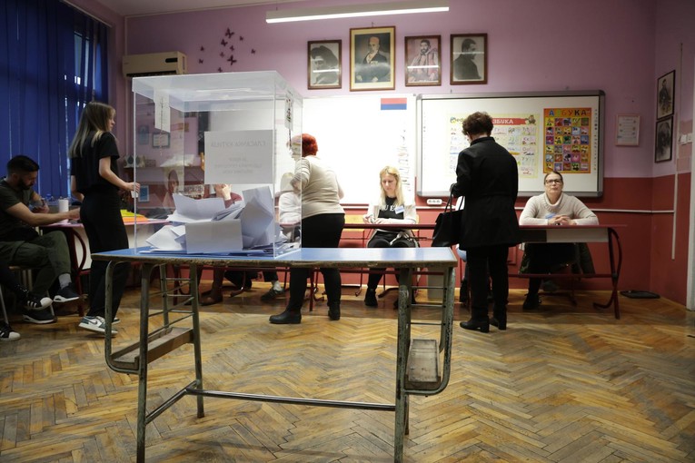 U Srbiji uoči izbora špijunirani studenti i oporba. Korišten izraelski Pegasus